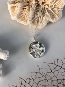 Fine silver sand dollar pendant necklace